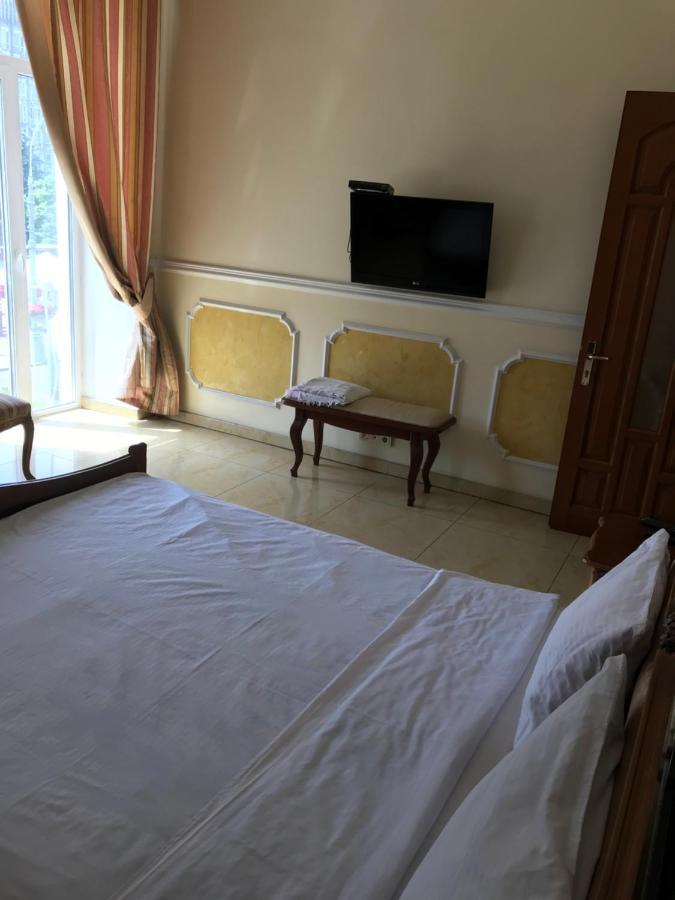 Beautiful Apartment In The Center Of Vinnytsia Luaran gambar