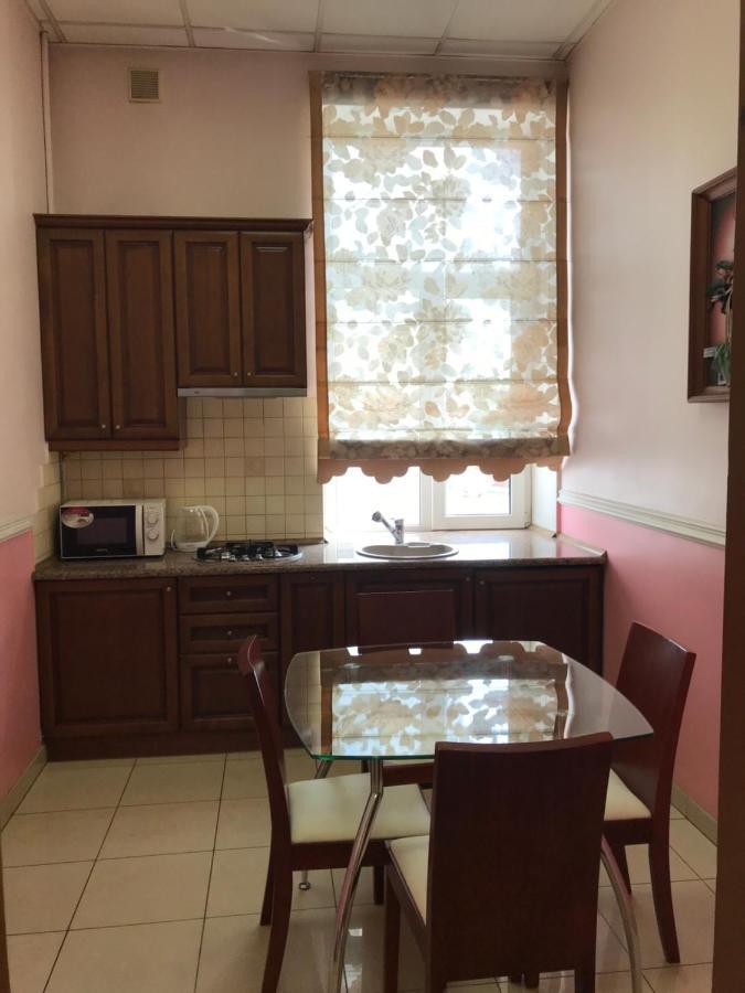 Beautiful Apartment In The Center Of Vinnytsia Luaran gambar