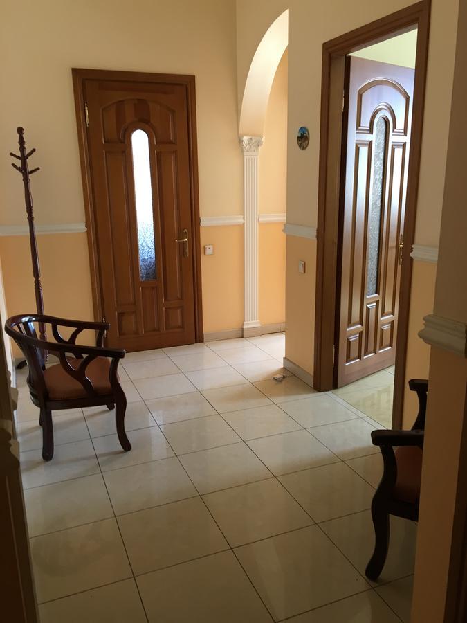 Beautiful Apartment In The Center Of Vinnytsia Luaran gambar