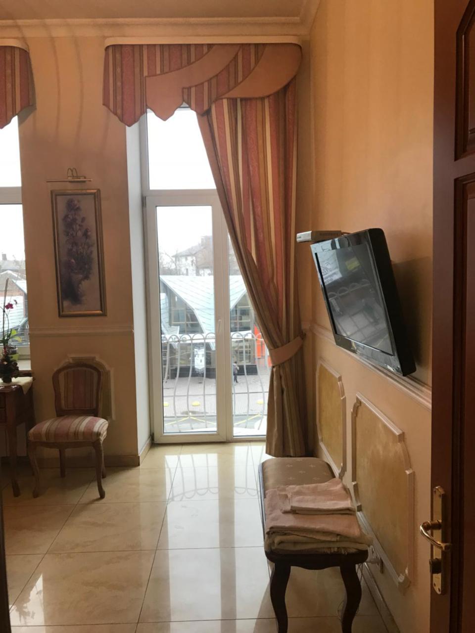 Beautiful Apartment In The Center Of Vinnytsia Luaran gambar